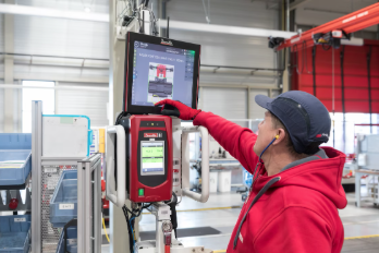 Desoutter: PivotWare by Desoutter