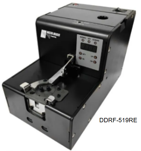 Delta Regis: Robotic Screw Presenters